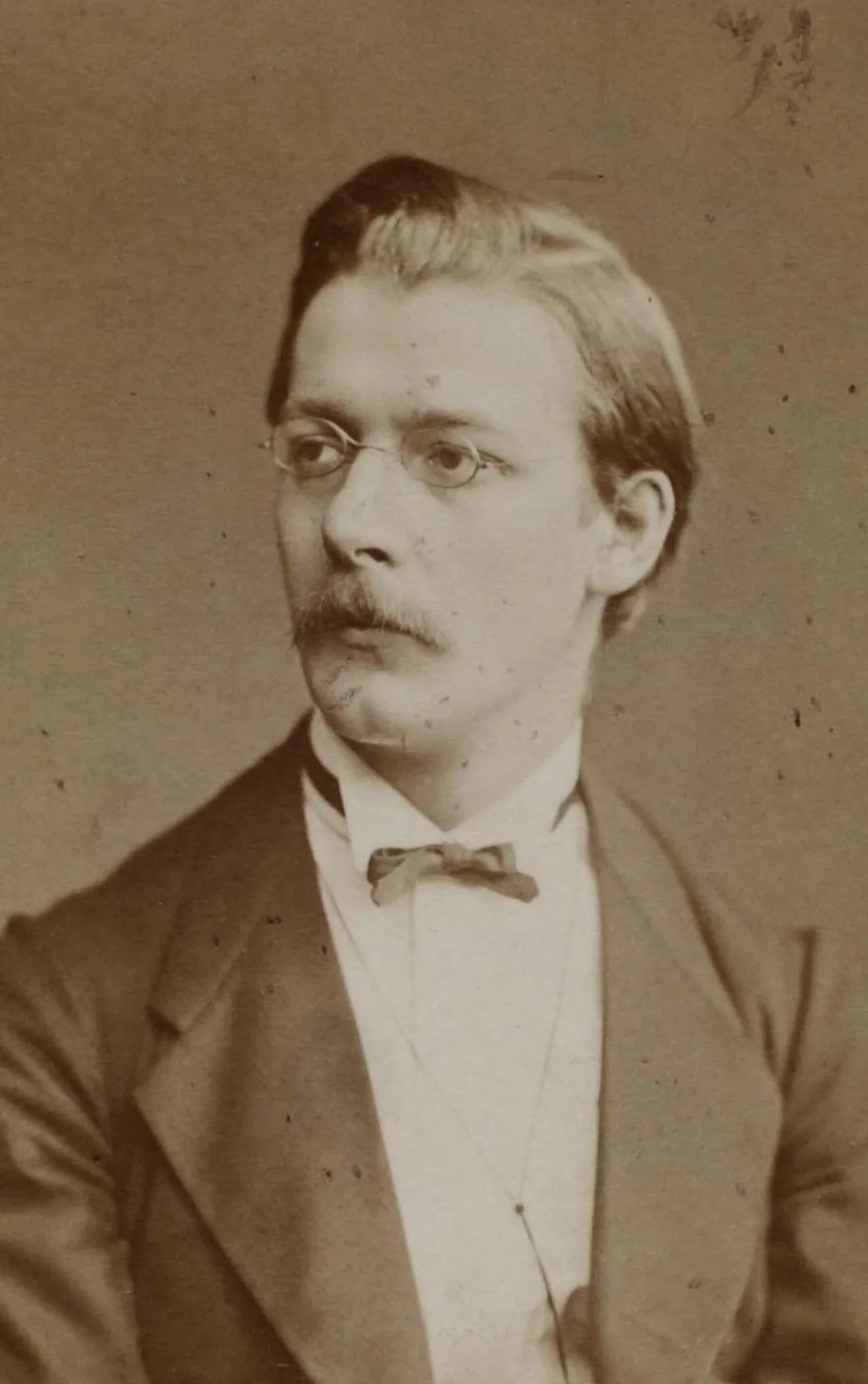 Portrait of Hans Bischoff (1852–1889) – memorial page