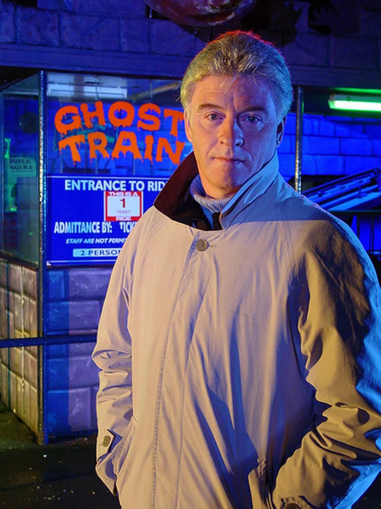 Porträt von Derek Acorah (1950–2020) – Gedenkseite