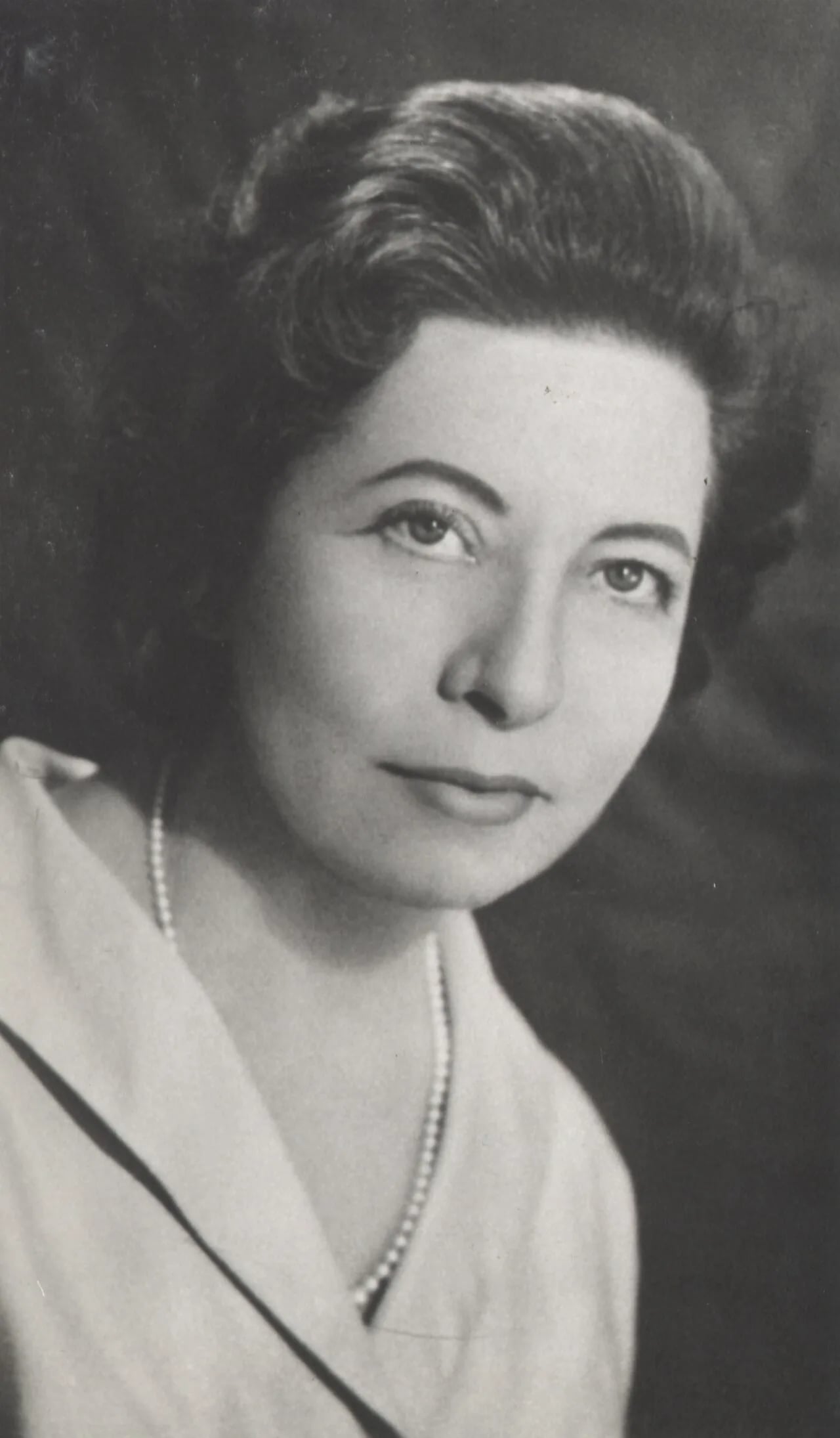 Portrait of Elisa Lispector (1911–1989) – memorial page
