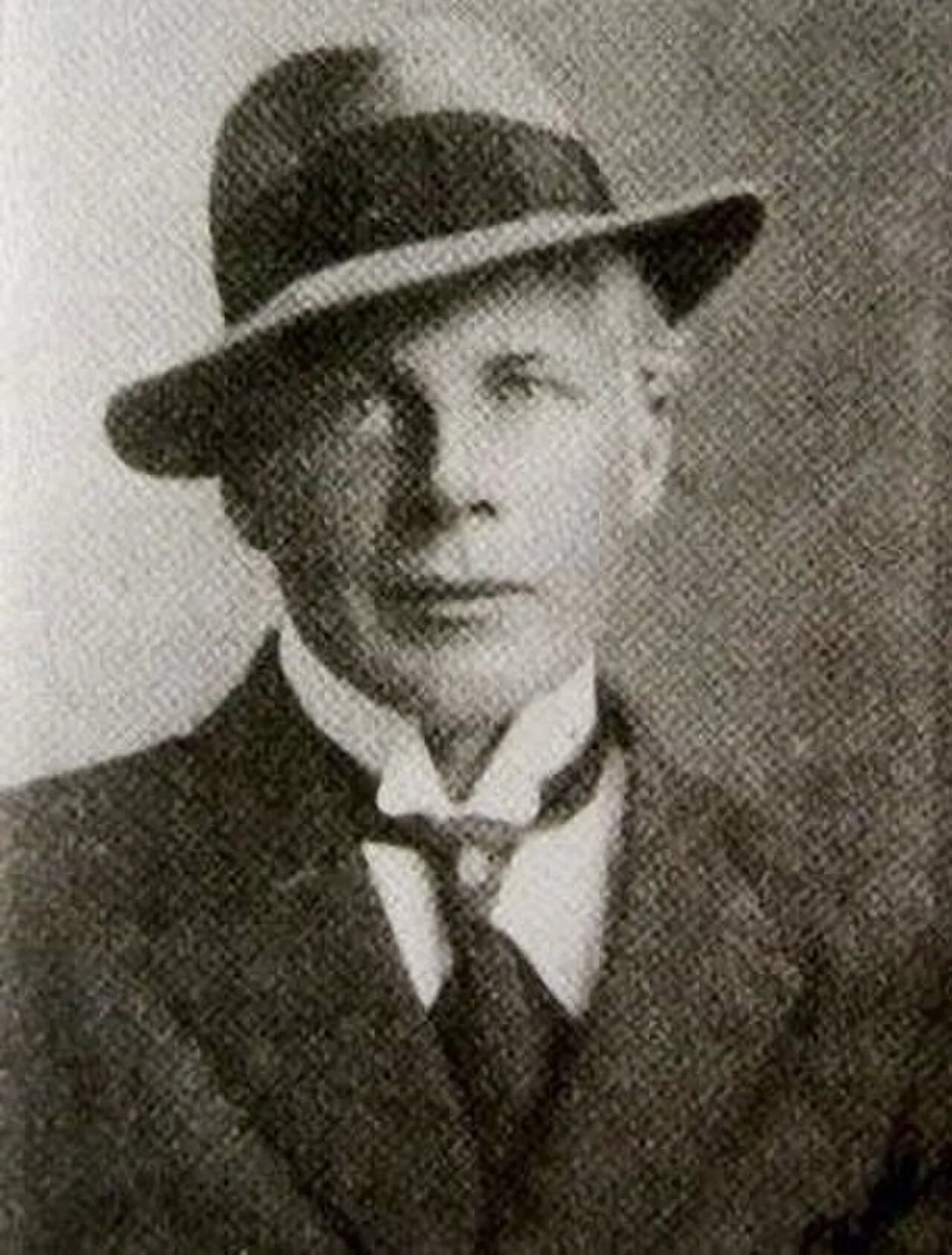 Portrait of Joel Pettersson (1892–1937) – memorial page