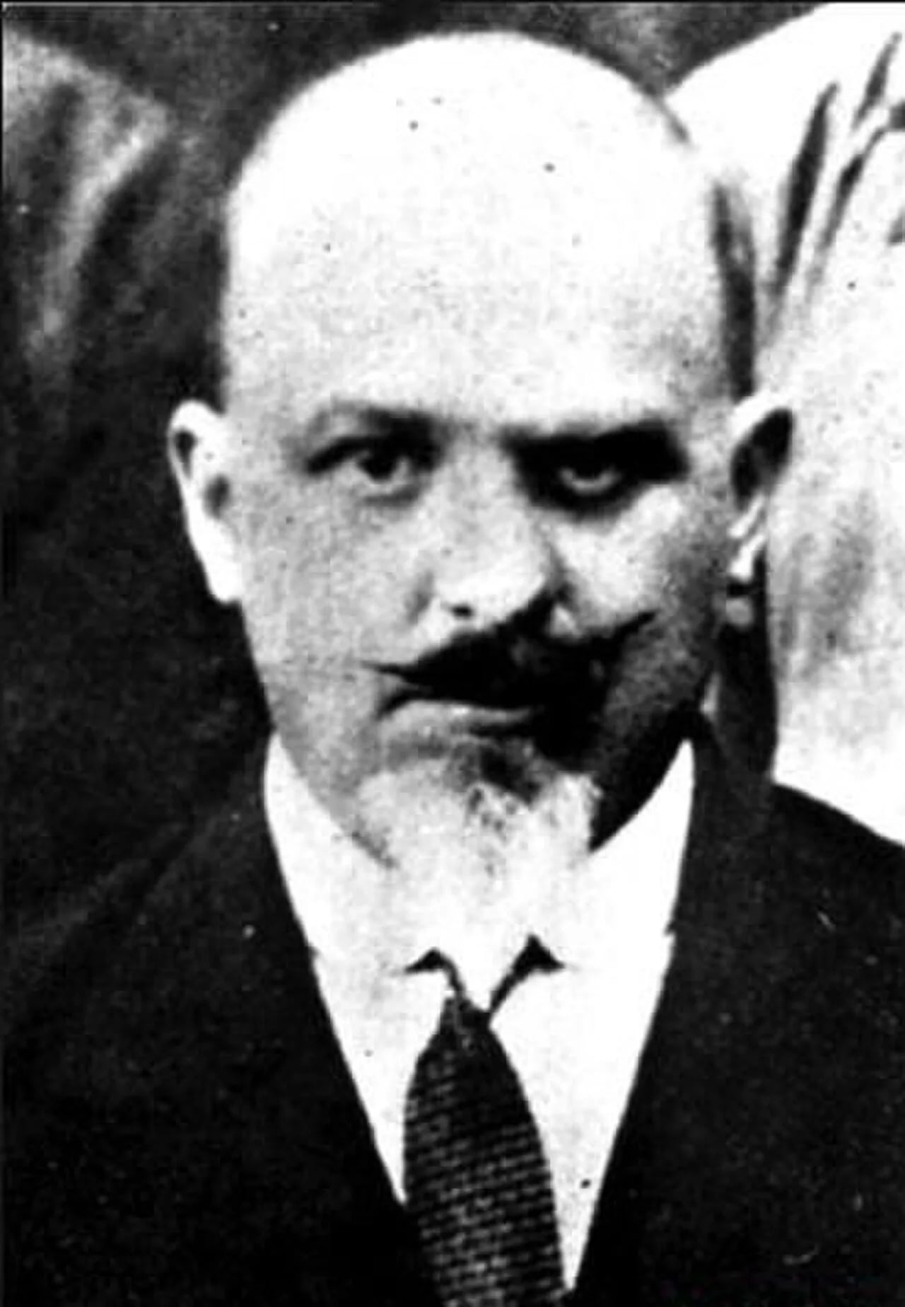 Porträt von Sergei Michailowitsch Schirokogorow (1887–1939) – Gedenkseite