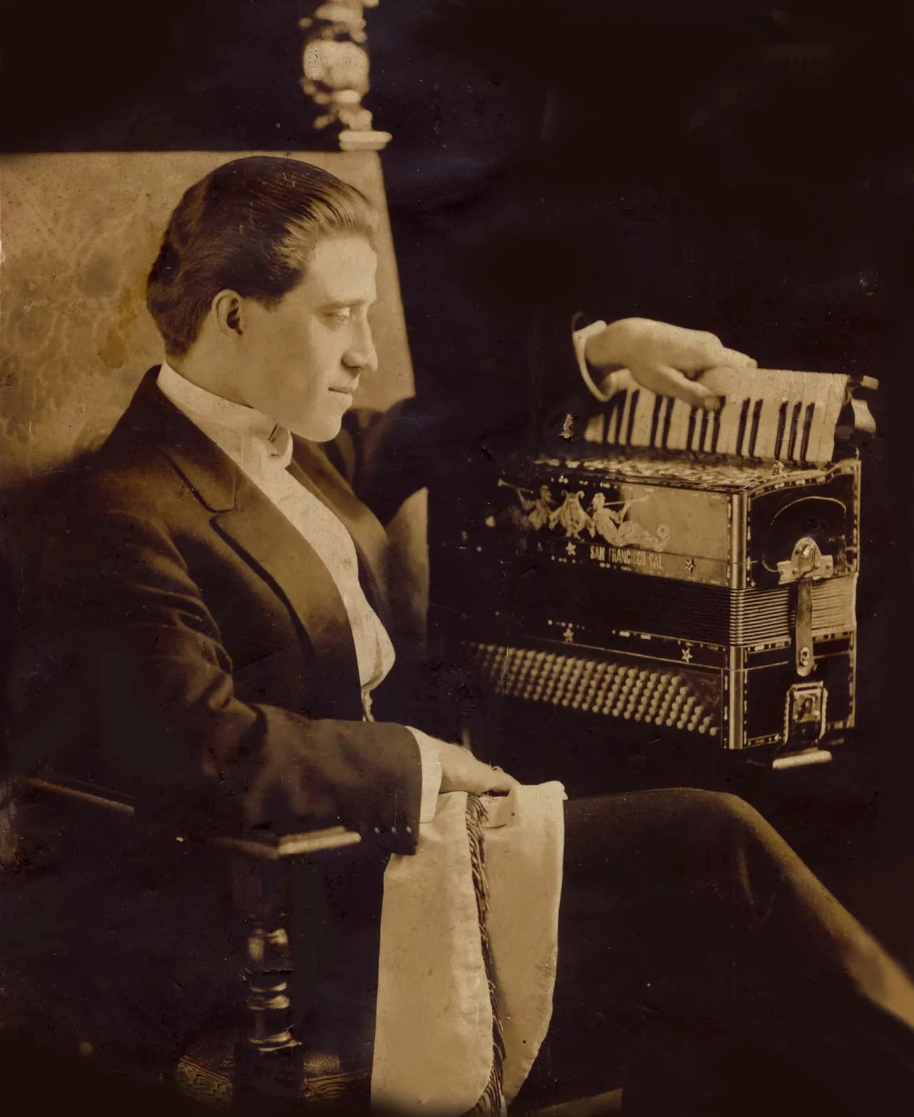 Portrait of Guido Deiro (1886–1950) – memorial page