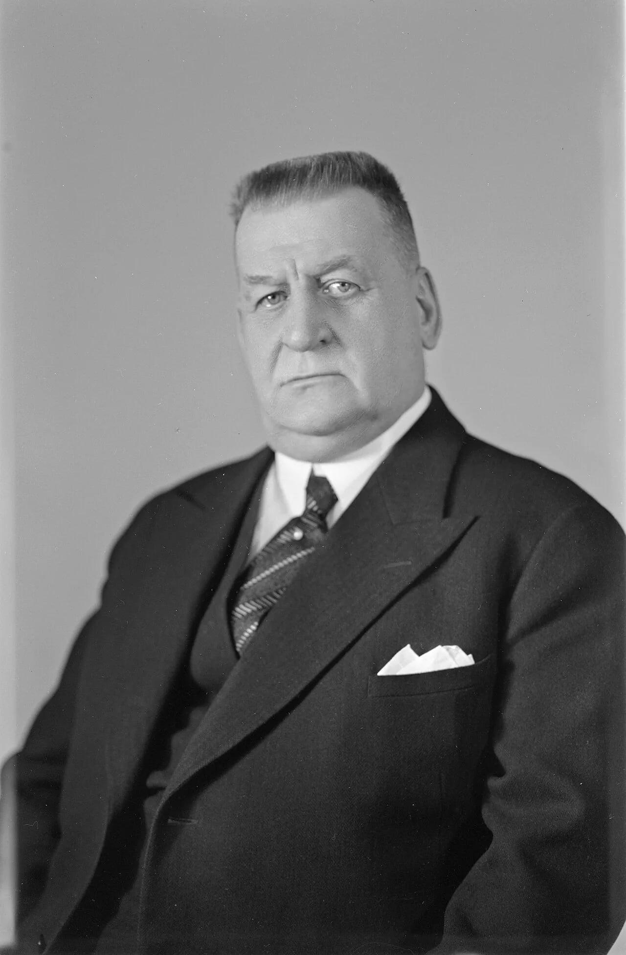 Portrait of Heikki Renvall (1872–1955) – memorial page