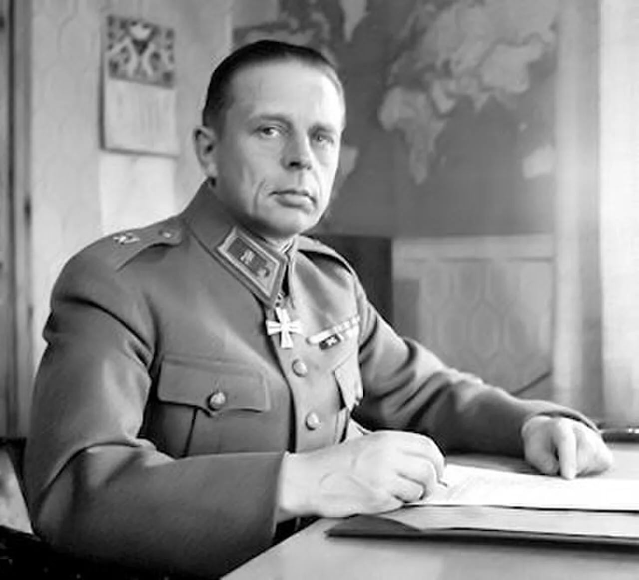 Portrait of Armas-Eino Martola (1896–1986) – memorial page