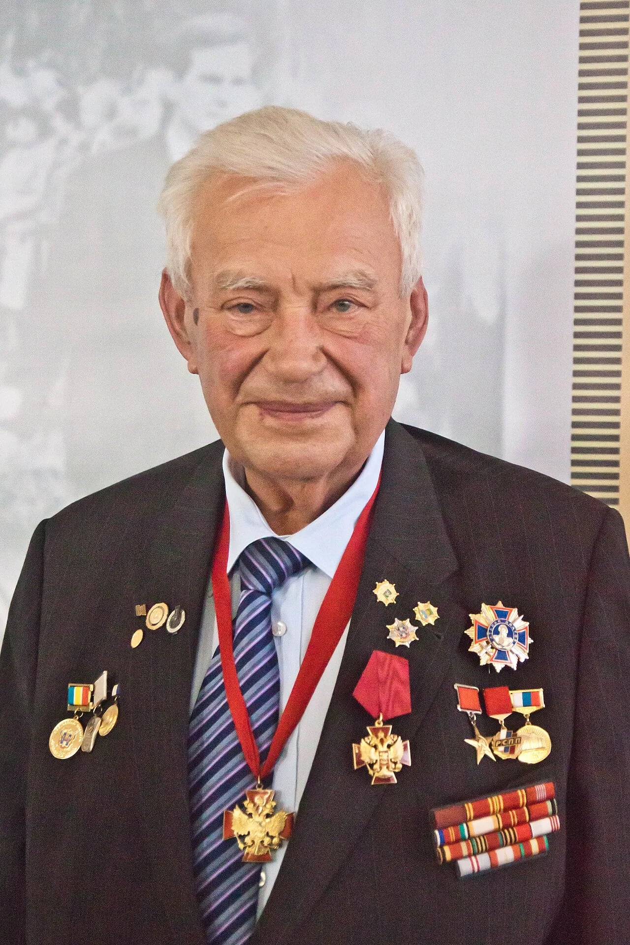 Portrait of Yury Peskov (1936–2020) – memorial page