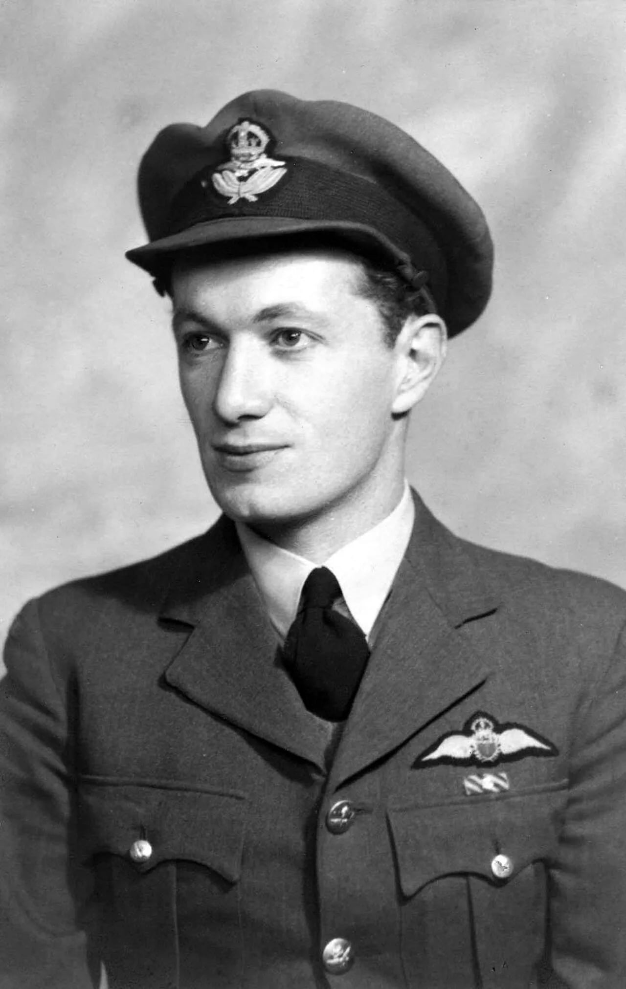 Portrait of John Plagis (1919–1974) – memorial page
