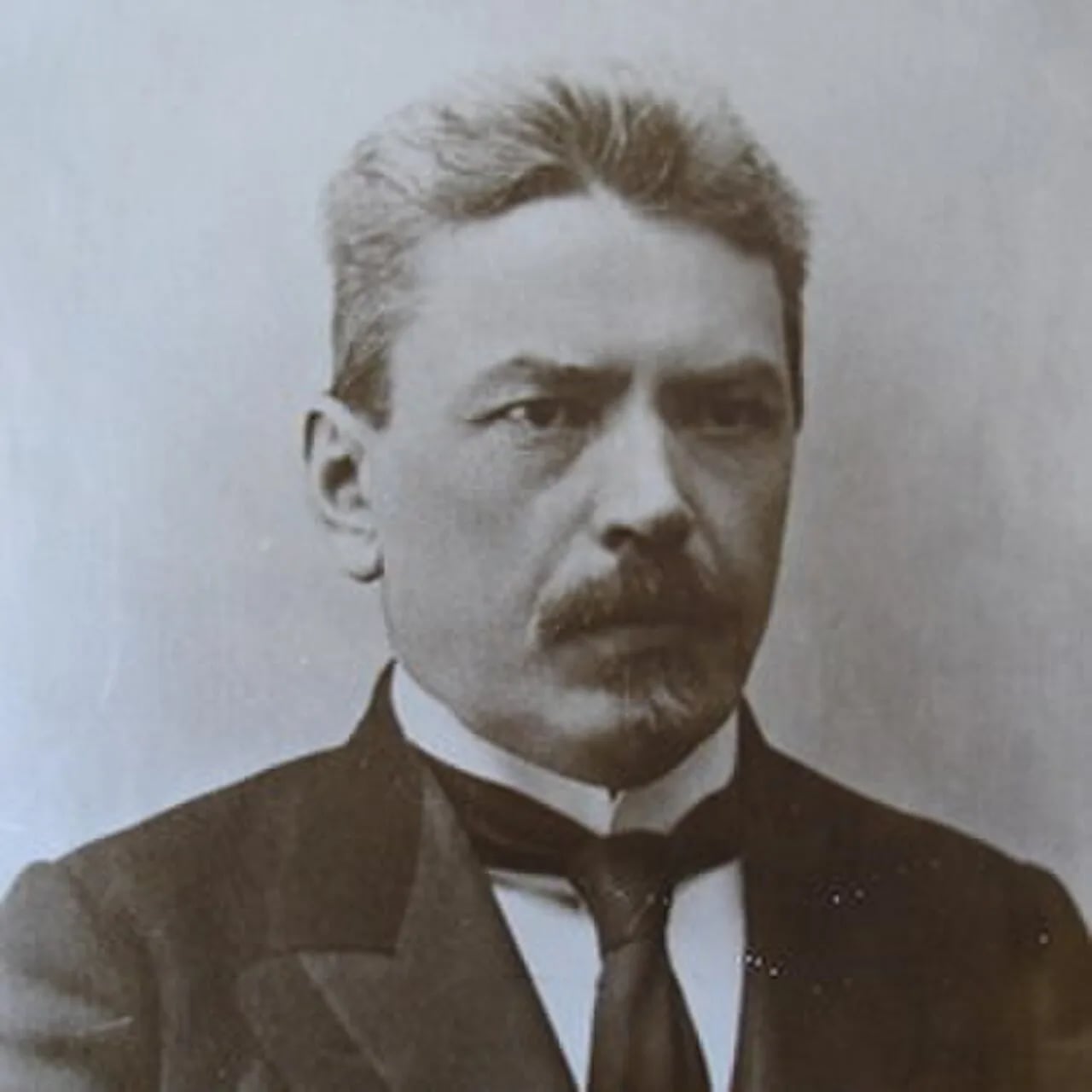 Porträt von S. I. Povarnin (1870–1952) – Gedenkseite