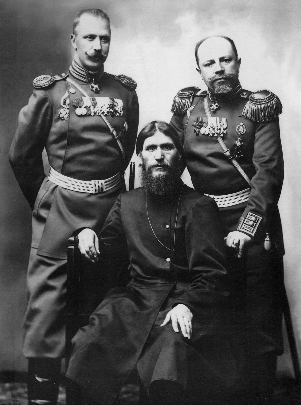 Porträt von Mikhail Sergeiyevitch Poutiatine (1861–1938) – Gedenkseite