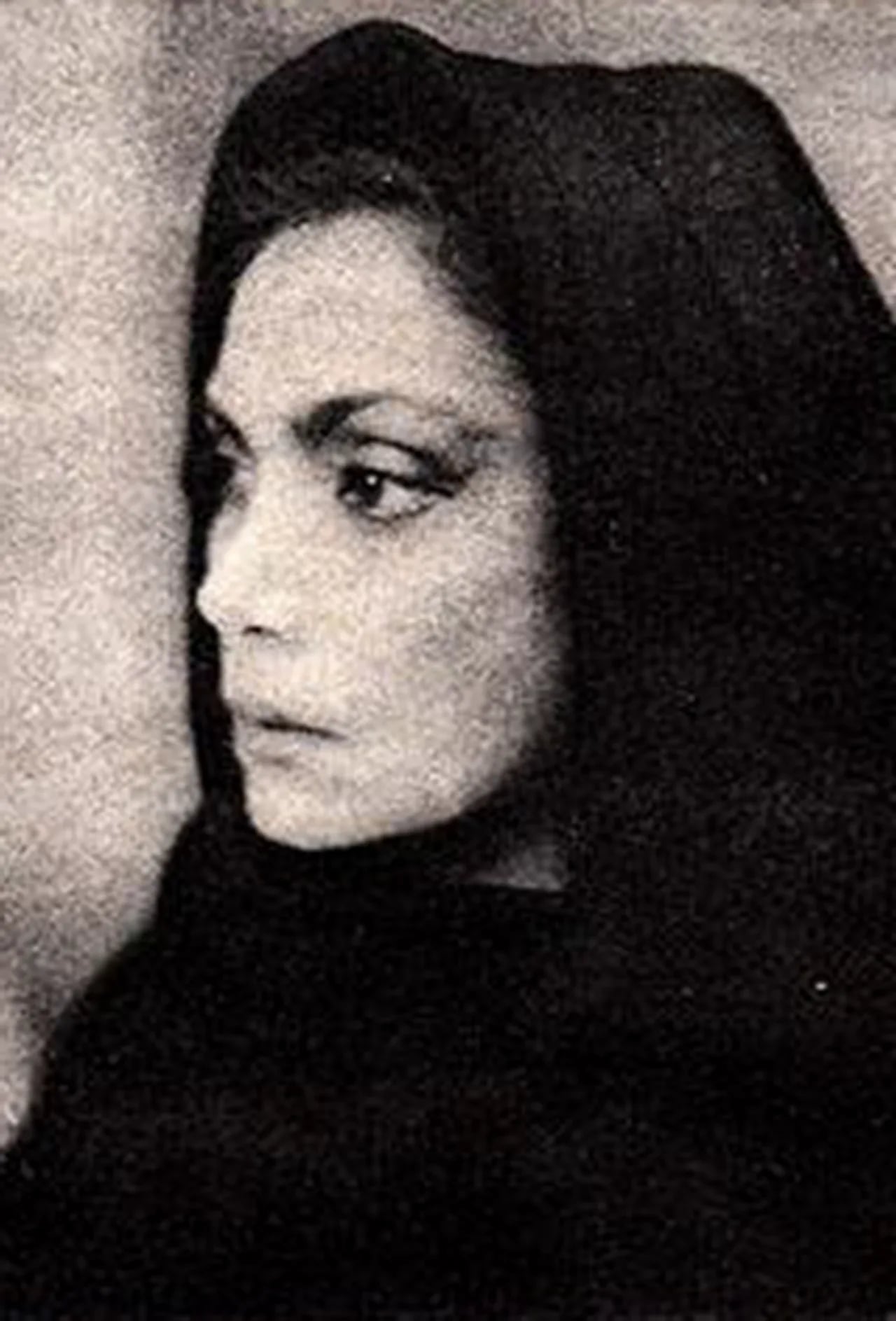 Portrait of Ghazaleh Alizadeh (1949–1996) – memorial page
