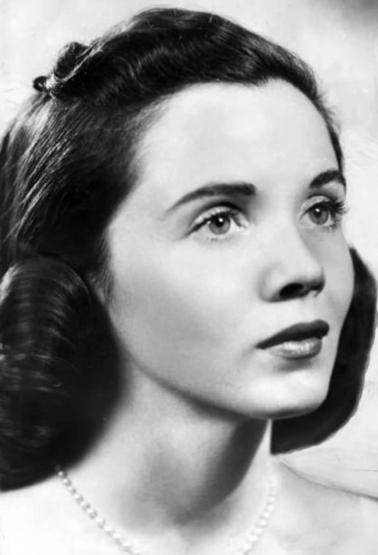 Portrait of Patricia Breslin (1926–2011) – memorial page