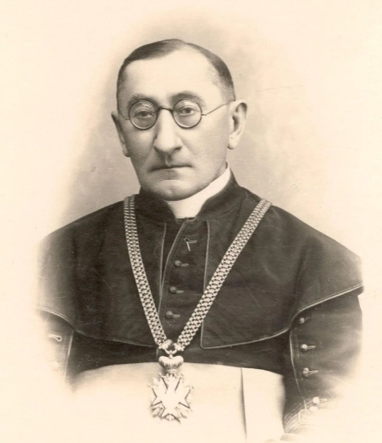 Porträt von Antoni Rewera (1869–1942) – Gedenkseite