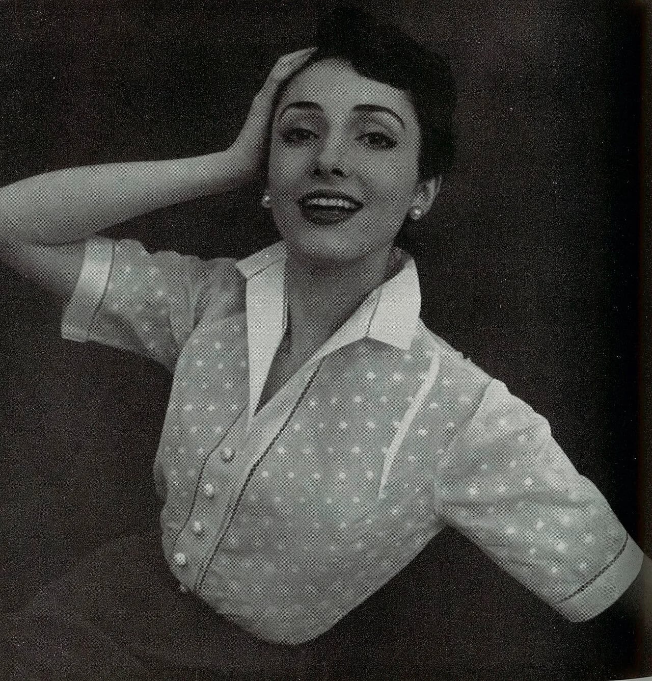 Portrait of Lola Prusac (1895–1985) – memorial page