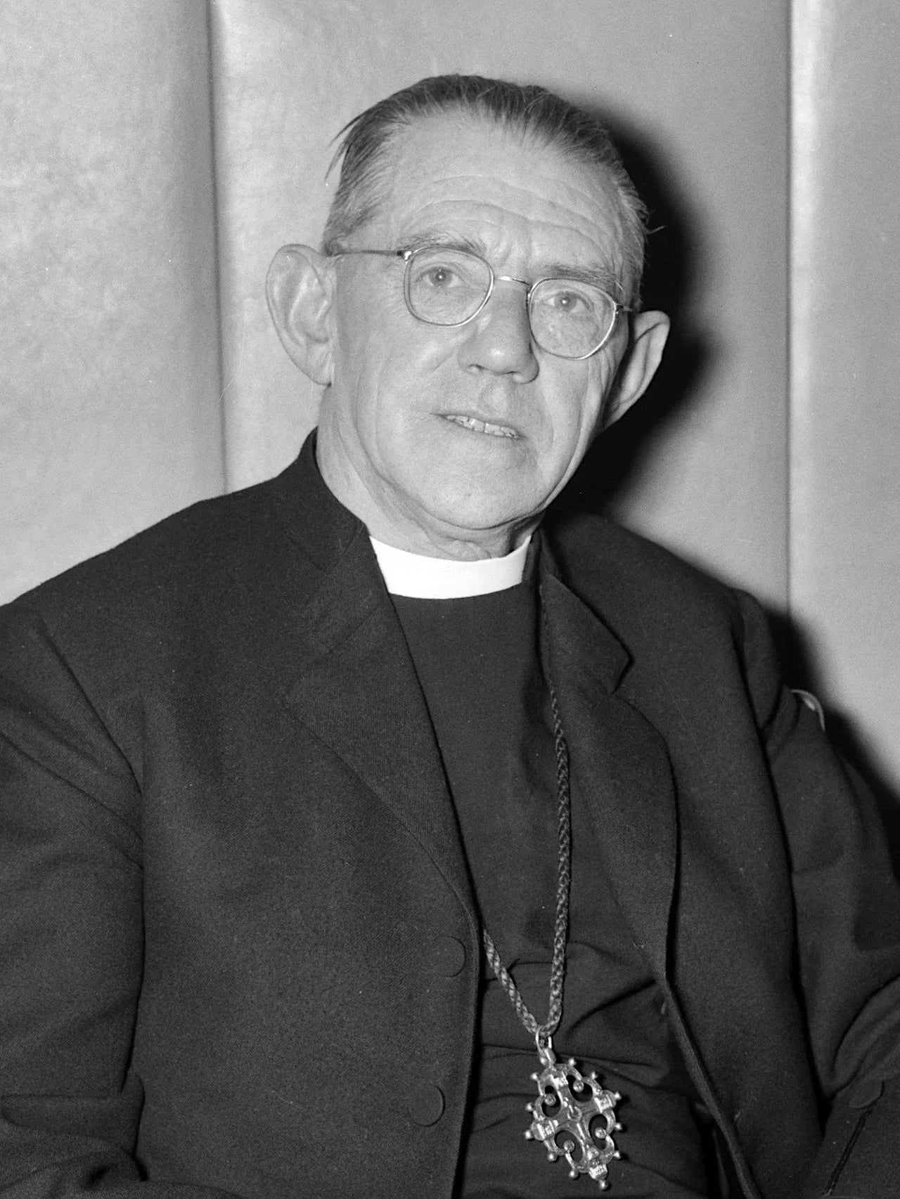 Portrait of Ambrose Reeves (1899–1980) – memorial page