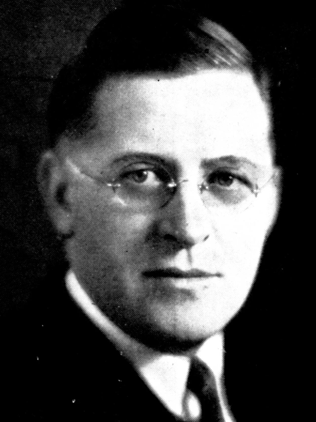 Portrait of Elmer Austin Benson (1895–1985) – memorial page