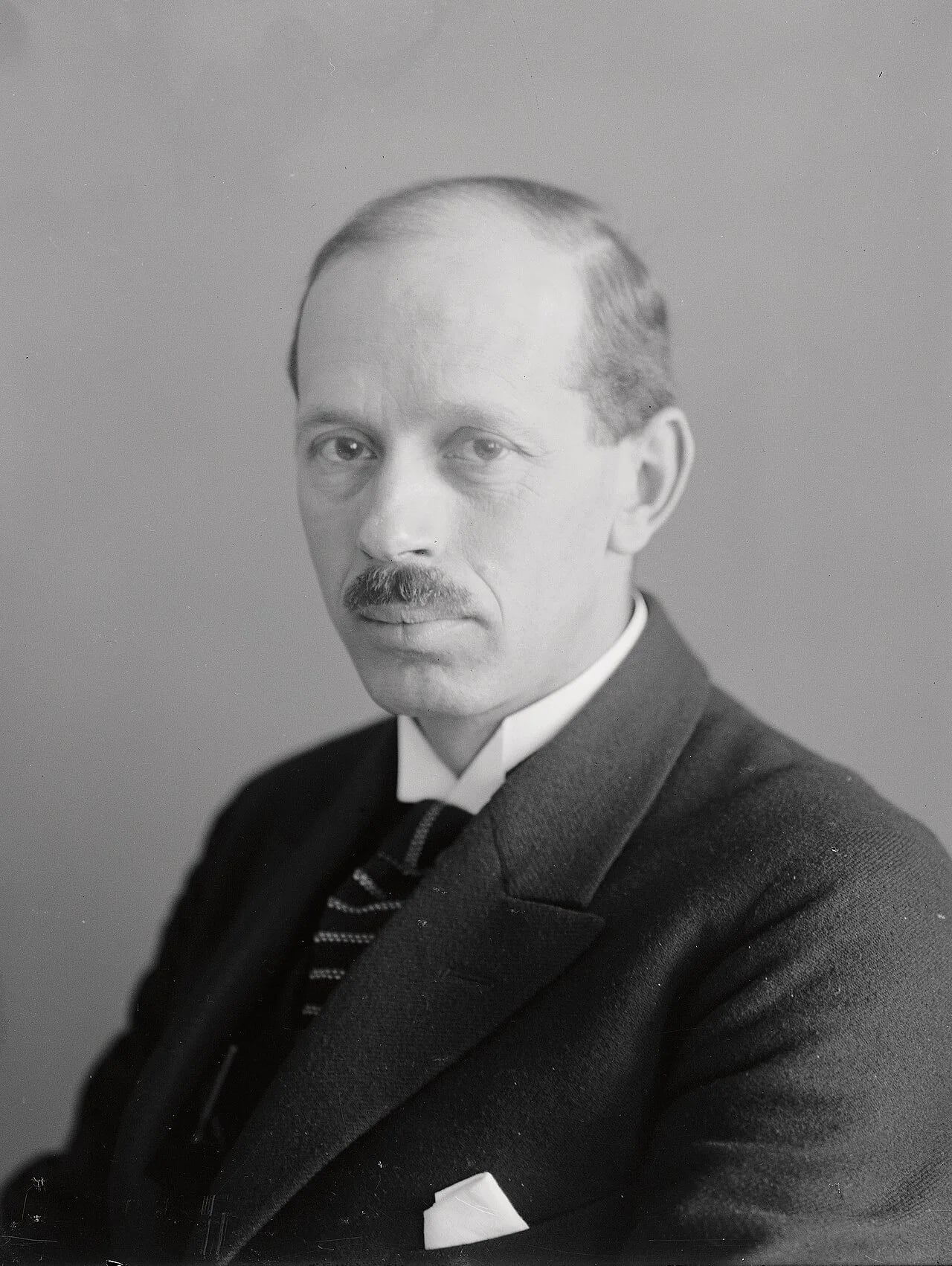 Portrait of Harald Ulrik Sverdrup (1888–1957) – memorial page