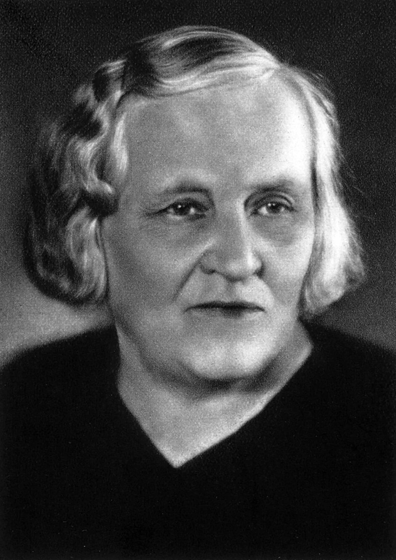Portrait of Božena Slančíková-Timrava (1867–1951) – memorial page