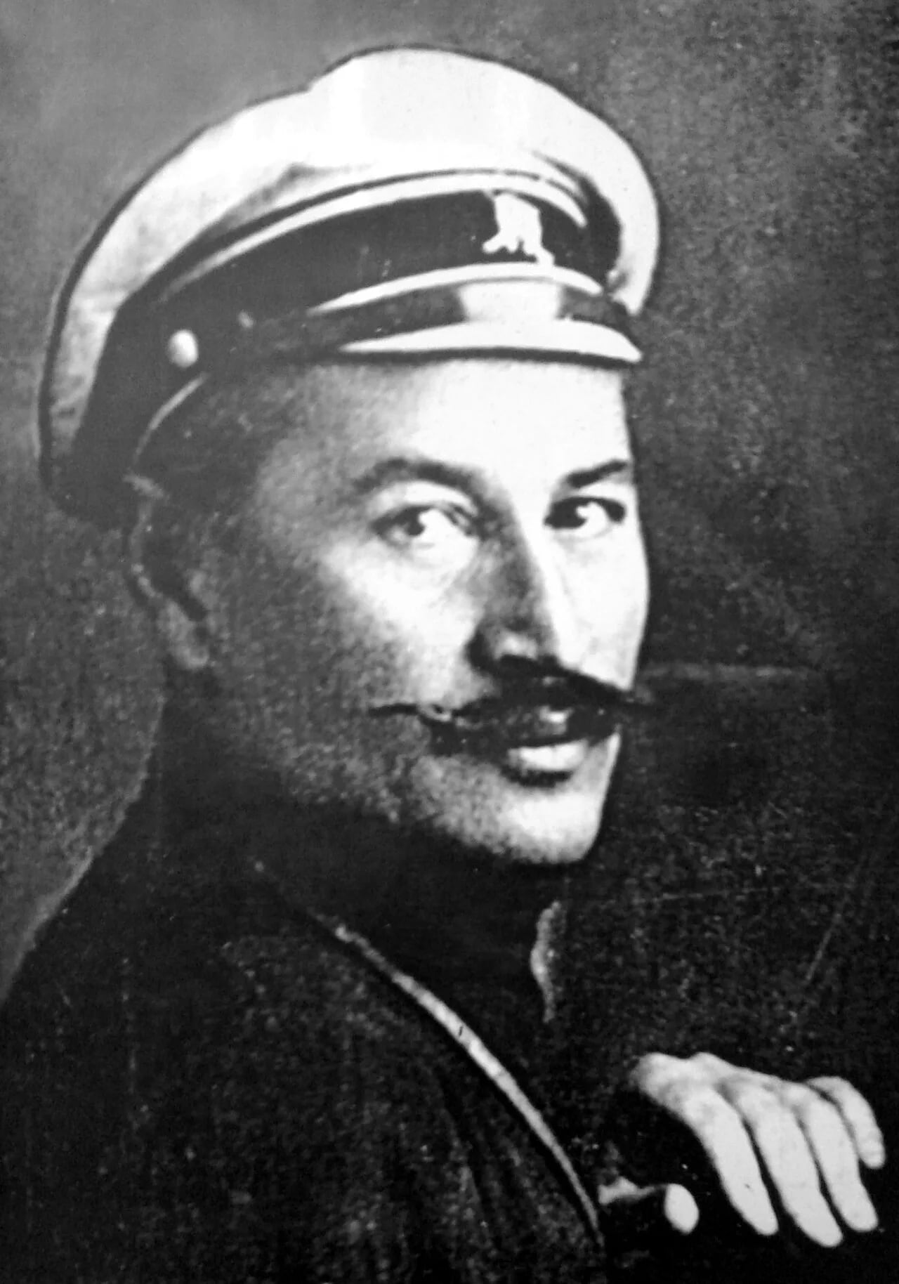 Porträt von Ibragim-Bek Sarakajew (1883–1934) – Gedenkseite