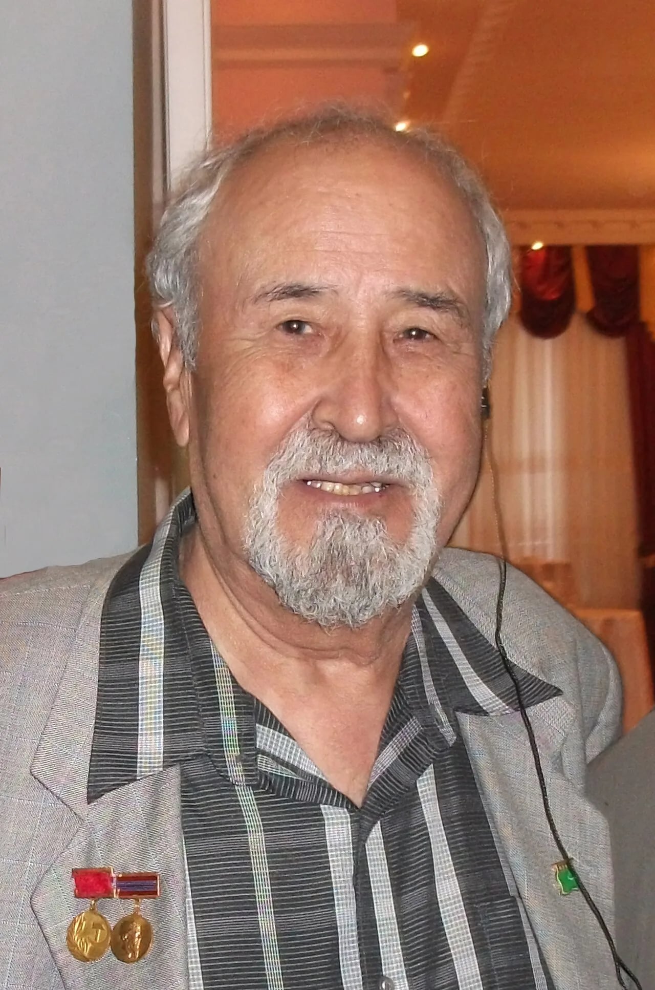 Porträt von Yazgeldy Seidov (1932–2023) – Gedenkseite