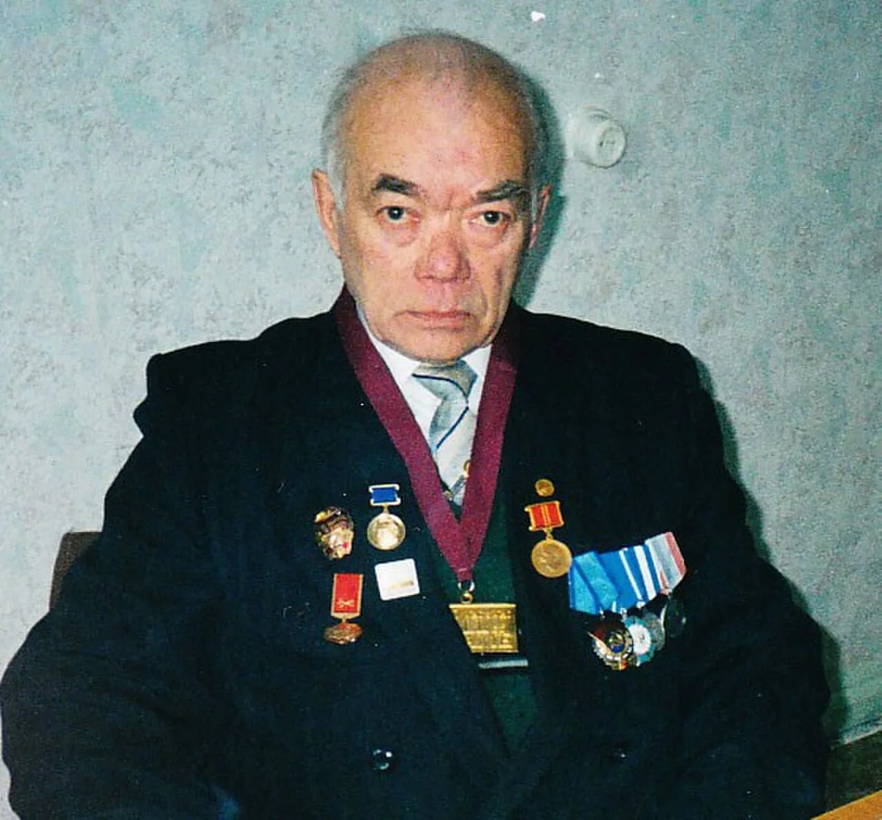 Porträt von Konstantin Sergeev (1931–2010) – Gedenkseite