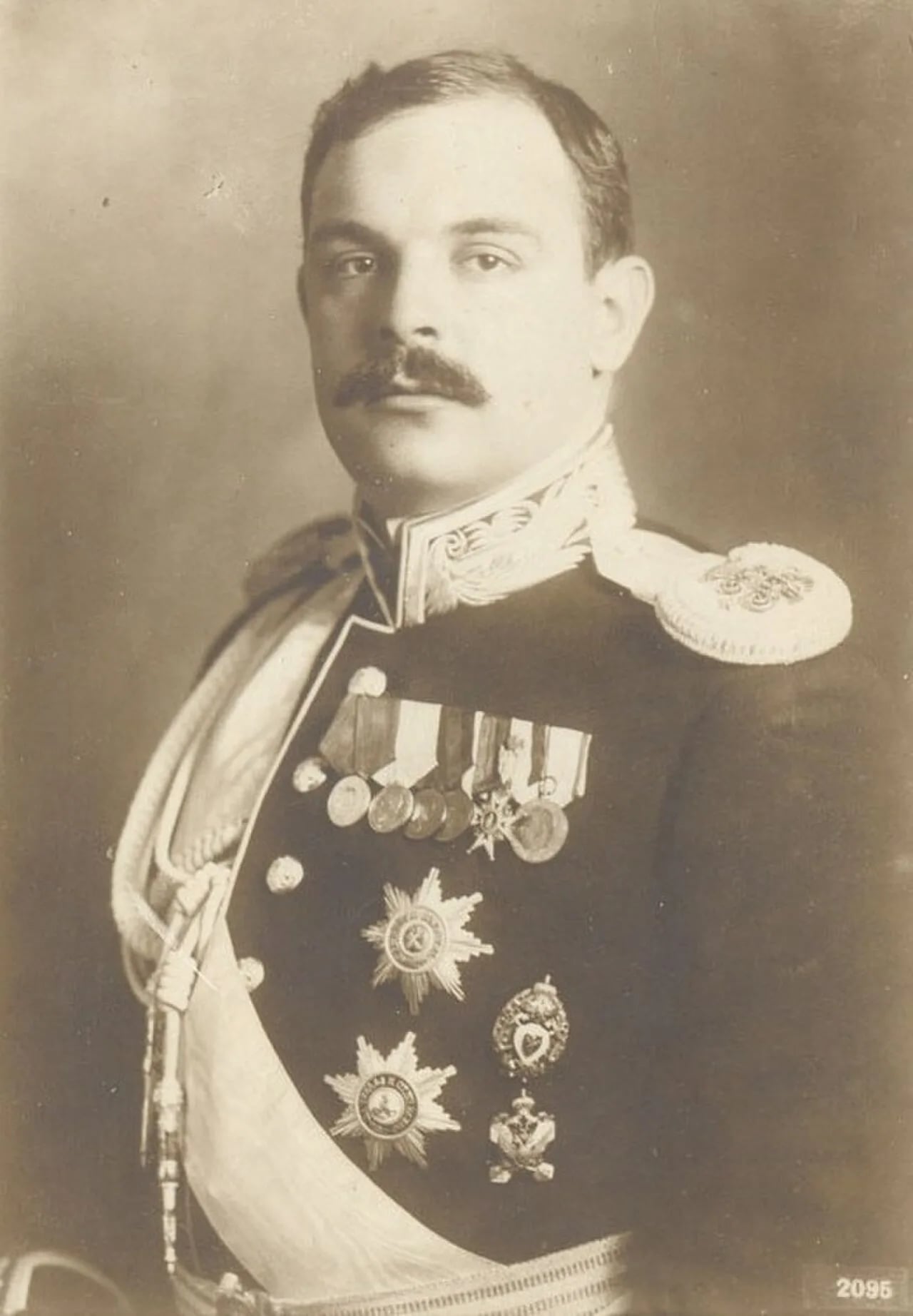 Portrait of Sergei Georgievich, 8th Duke of Leuchtenberg (1890–1974) – memorial page