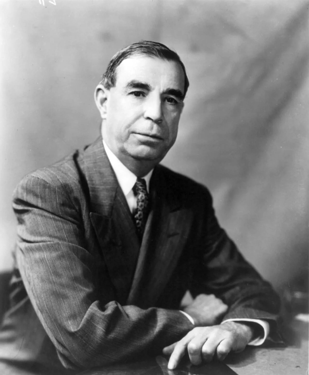 Porträt von Dennis Chavez (1888–1962) – Gedenkseite