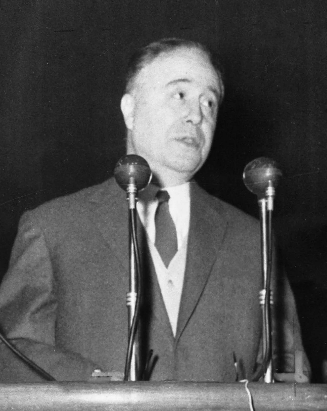 Portrait of Léo Collard (1902–1981) – memorial page