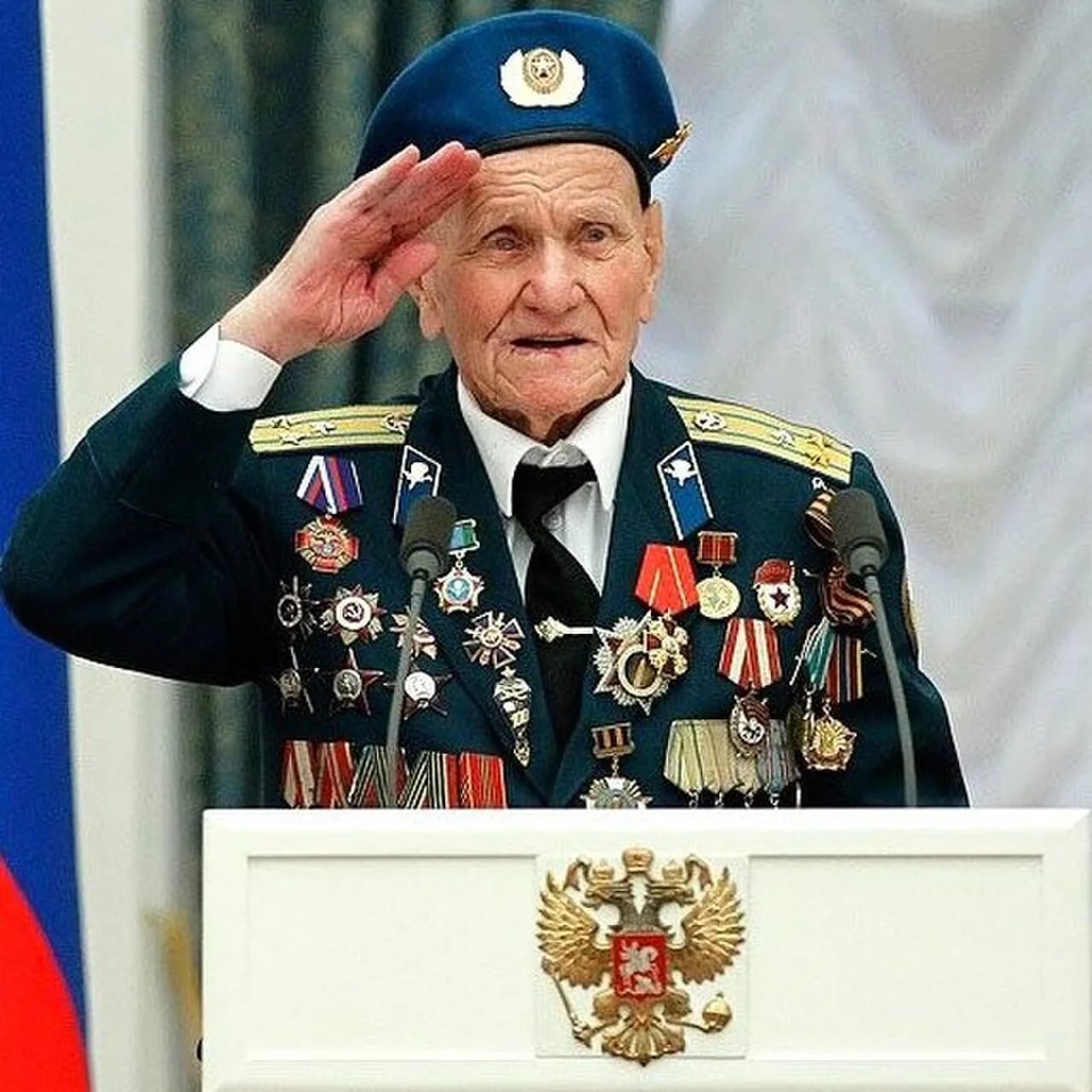 Porträt von Alexei Alexejewitsch Sokolow (1911–2013) – Gedenkseite