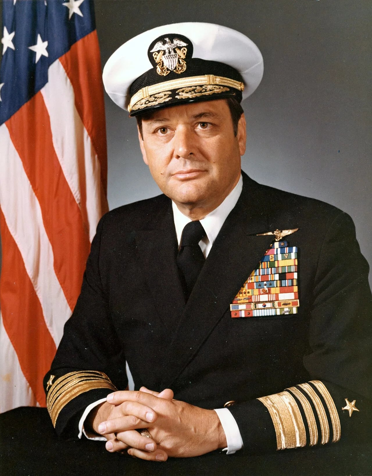 Porträt von James L. Holloway III. (1922–2019) – Gedenkseite