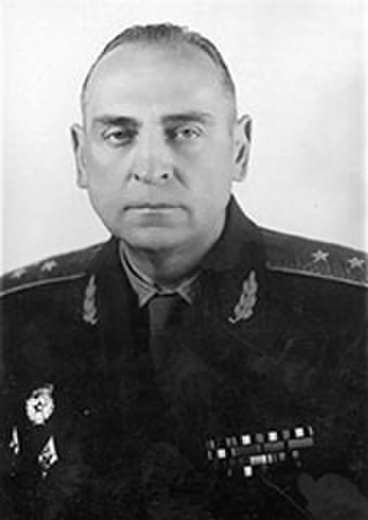 Portrait of Alexander Sukhomlin (1900–1970) – memorial page