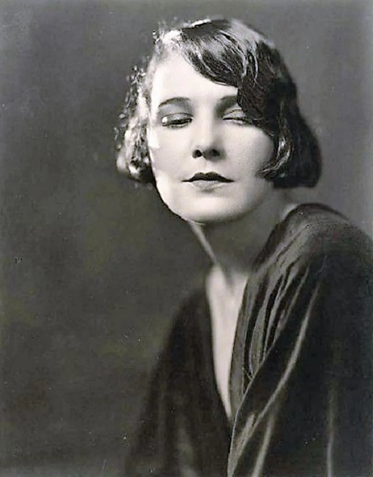 Portrait of Leatrice Joy (1893–1985) – memorial page
