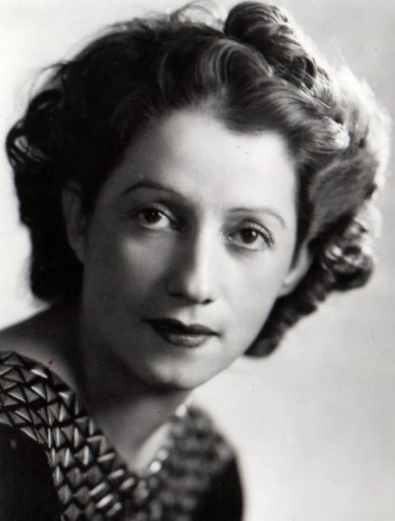 Portrait of Consuelo de Saint-Exupéry (1901–1979) – memorial page