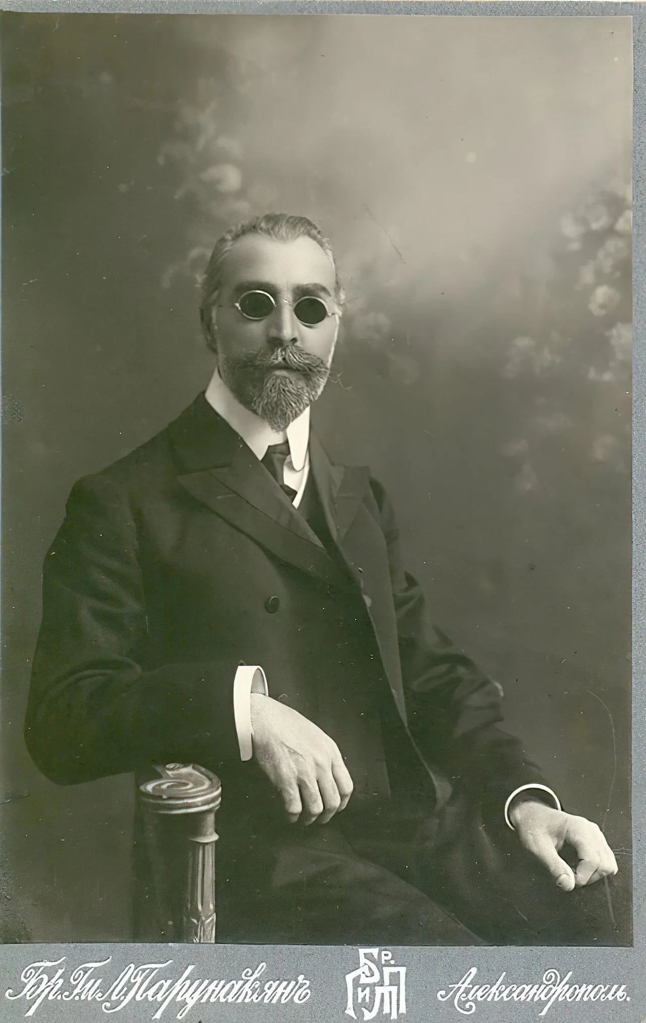 Portrait of Nikogaios Tigranjan (1856–1951) – memorial page