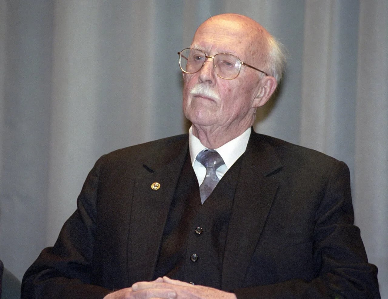 Portrait of Sergei Leonidowitsch Tichwinski (1918–2018) – memorial page