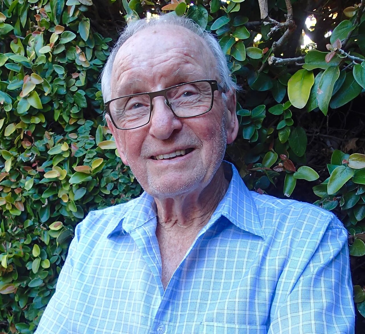 Portrait of Maurice Gee (1931–2025) – memorial page