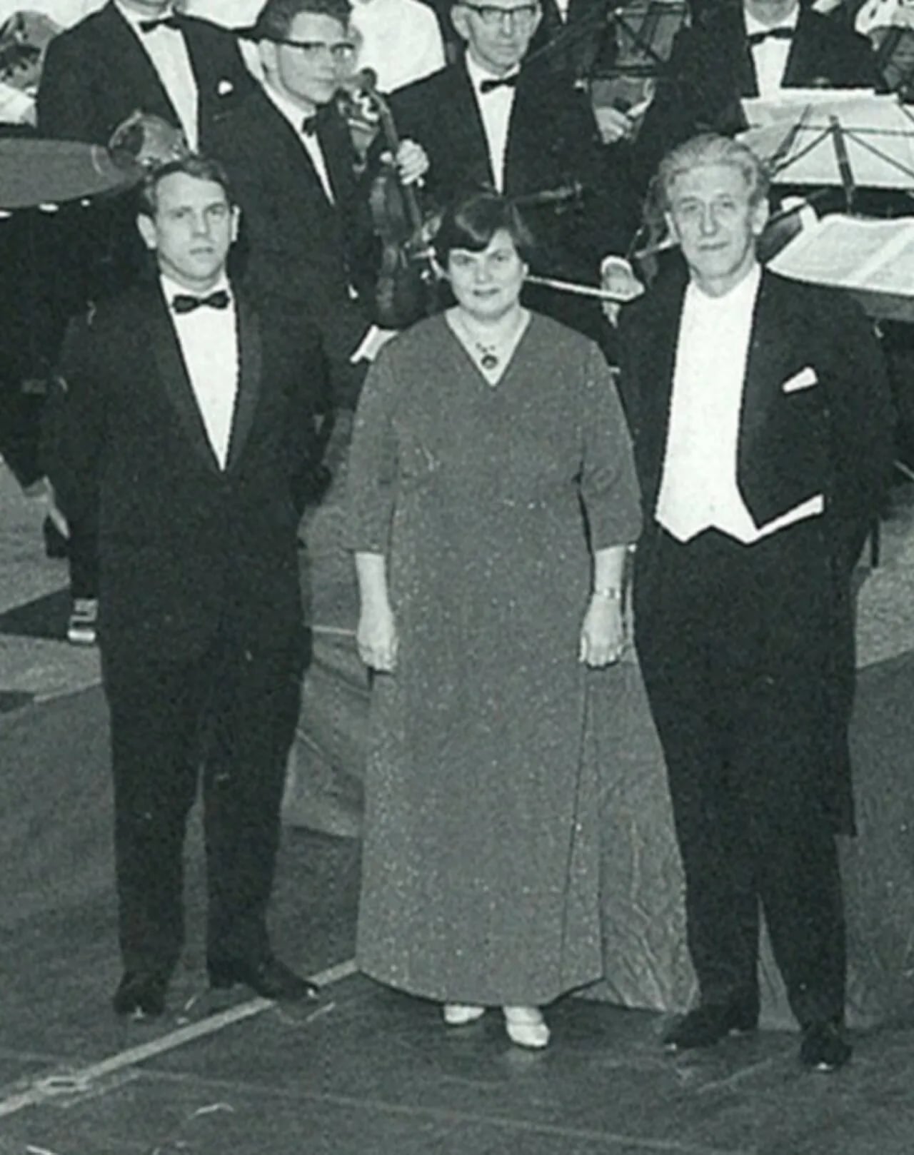 Portrait of Eva Knardahl (1927–2006) – memorial page