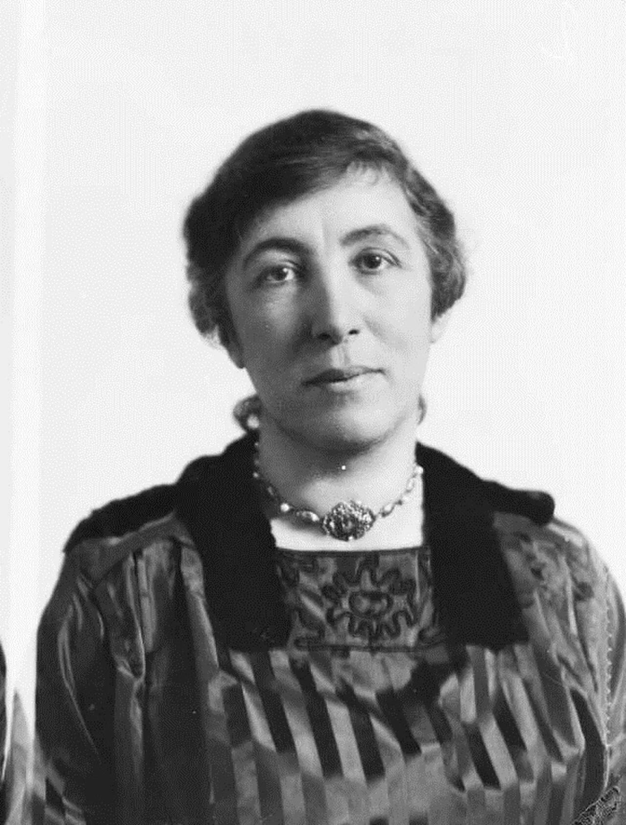 Porträt von Nini Roll Anker (1873–1942) – Gedenkseite