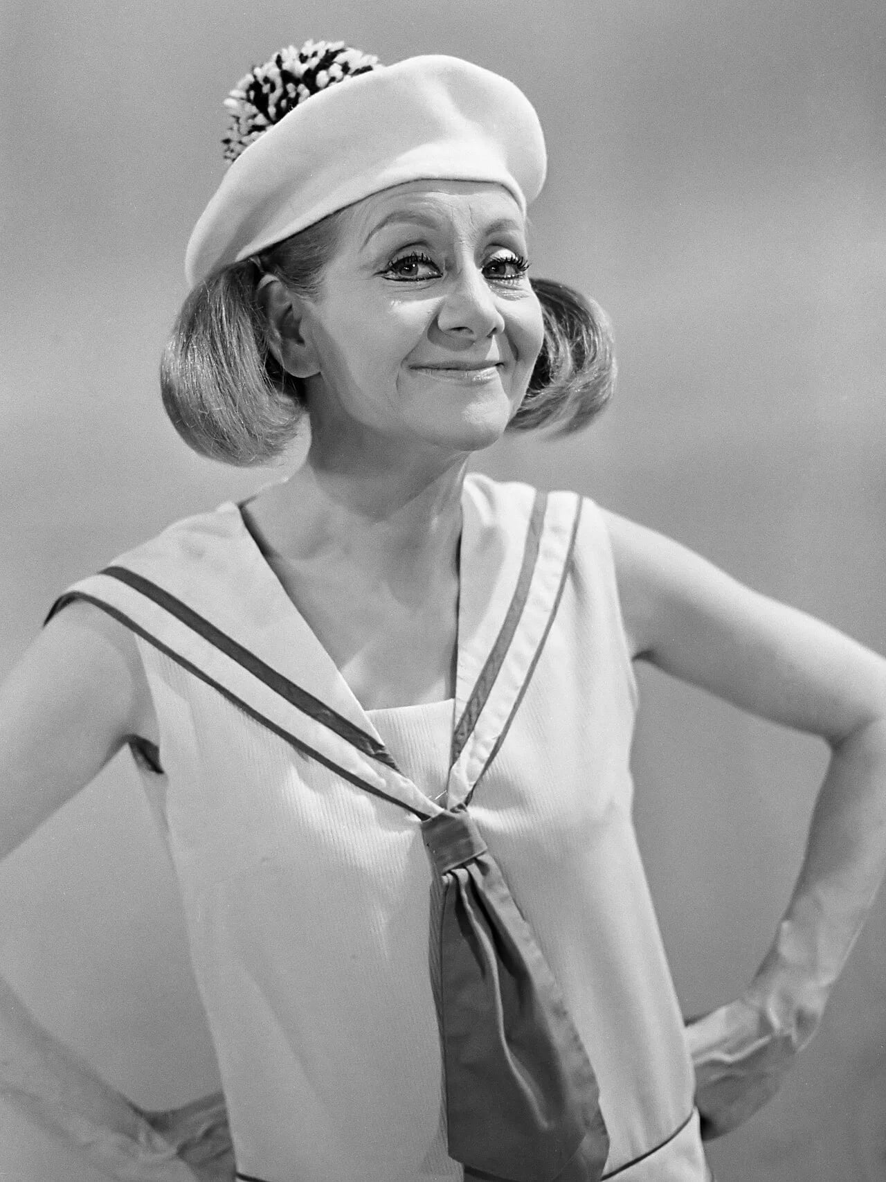 Portrait of Conny Stuart (1913–2010) – memorial page