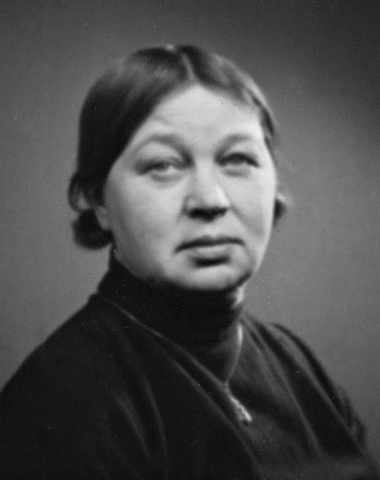 Portrait of Aslaug Vaa (1889–1965) – memorial page