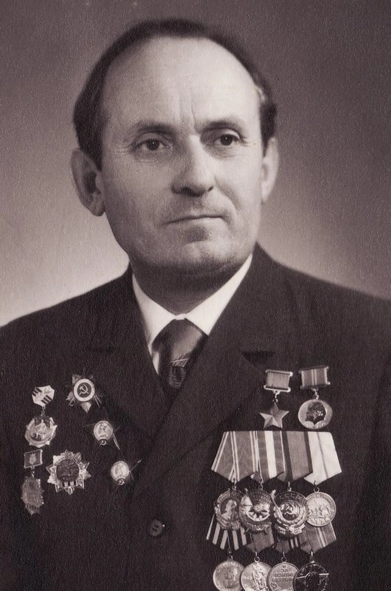 Portrait of Pavlo Ulitskiy (1923–1996) – memorial page