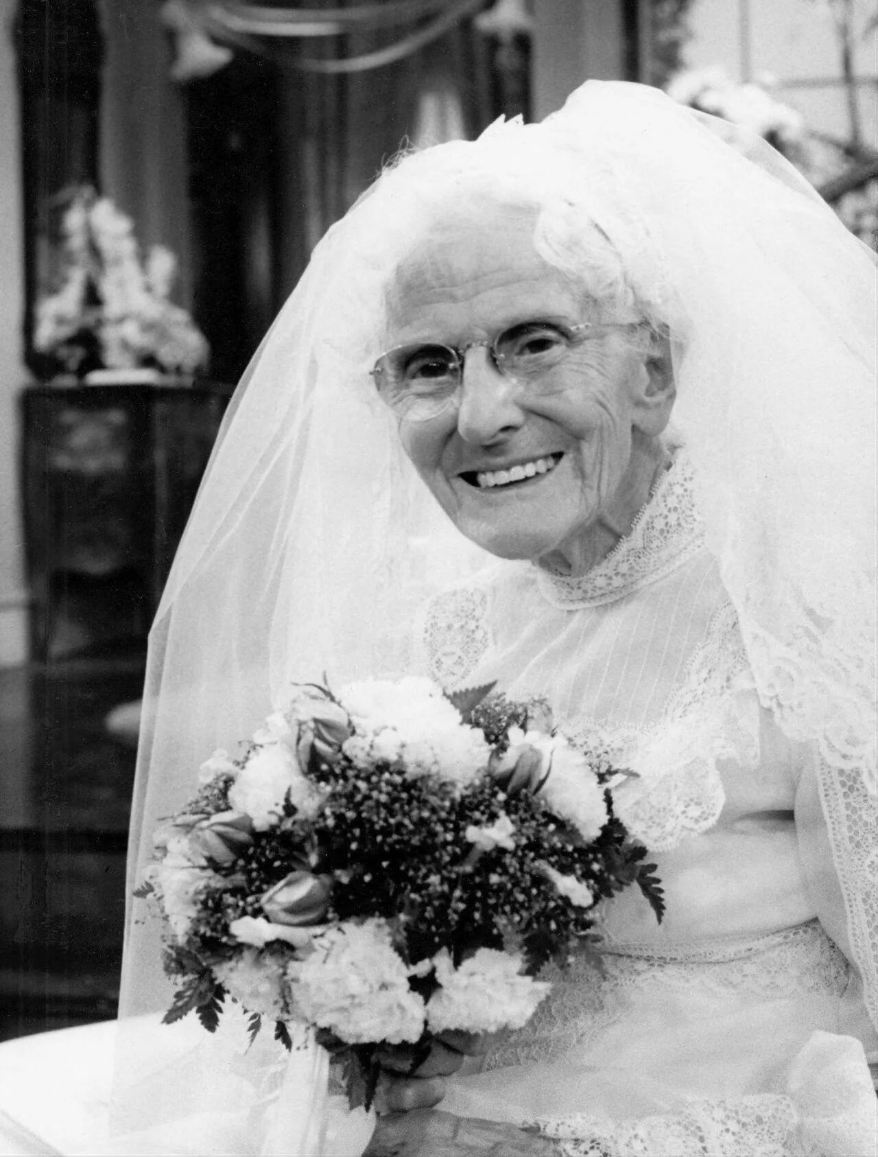 Porträt von Judith Lowry (1890–1976) – Gedenkseite