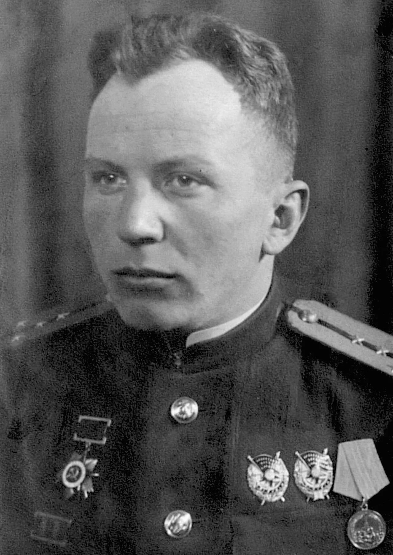 Portrait of Boris Ushchev (1915–1996) – memorial page