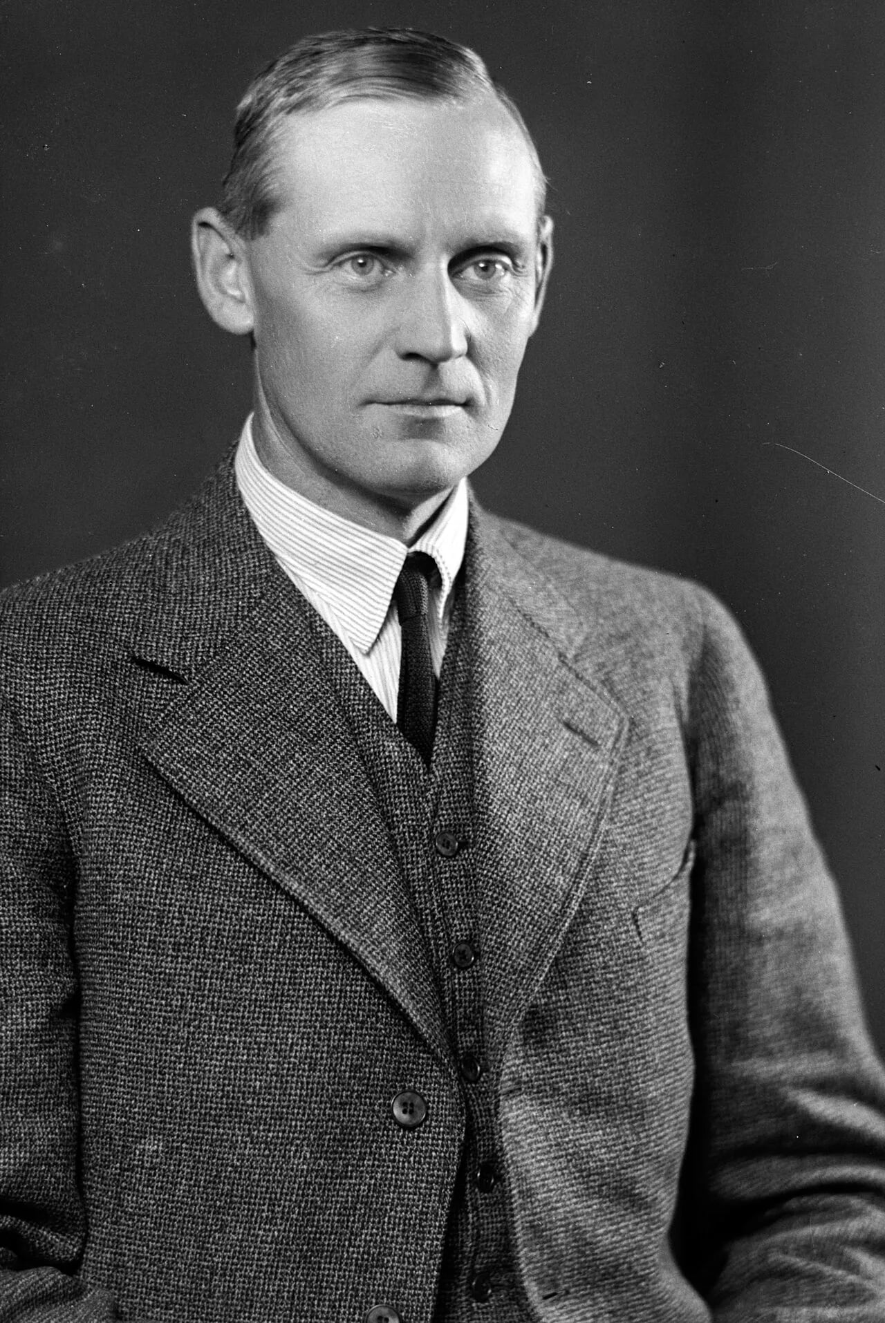 Portrait of Alv Kjøs (1894–1990) – memorial page