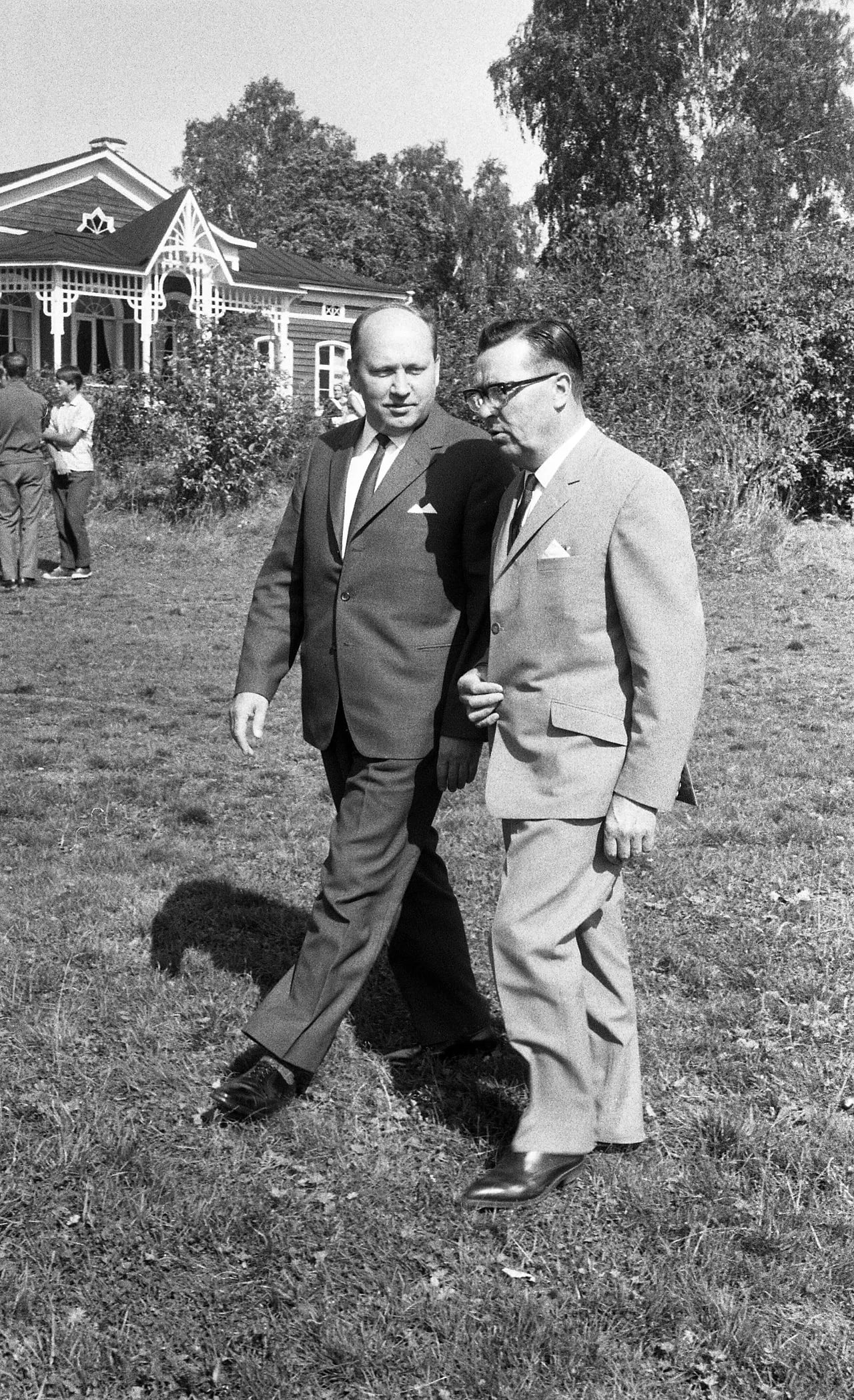 Porträt von Georgi Nikolajewitsch Farafonow (1919–1993) – Gedenkseite