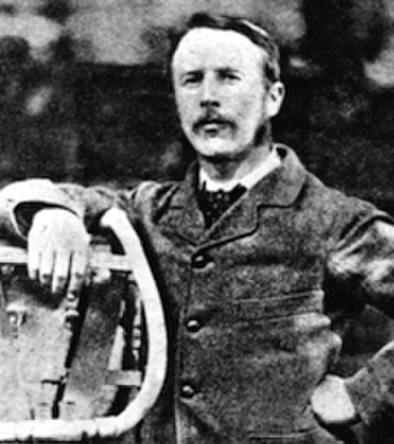 Portrait of Henry Fleuss (1851–1933) – memorial page