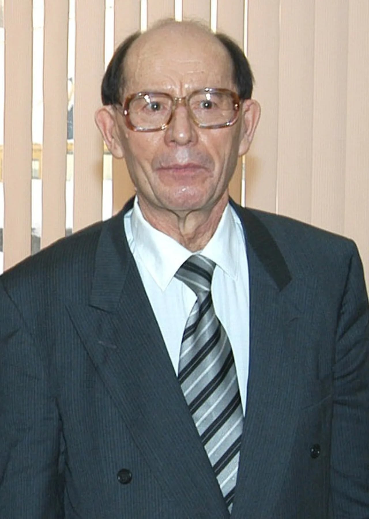 Portrait of Mansur Xäsänef (1930–2010) – memorial page