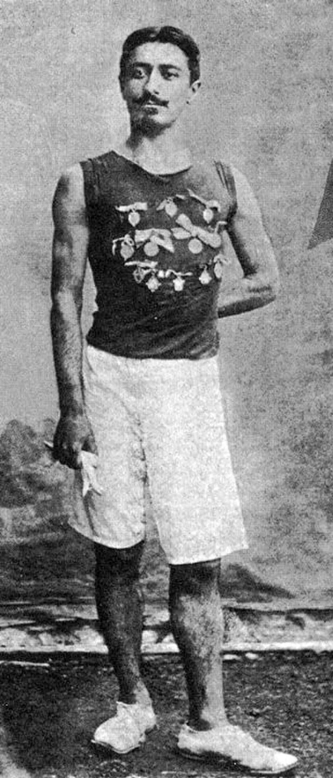 Porträt von Vahram Papazyan (1892–1986) – Gedenkseite