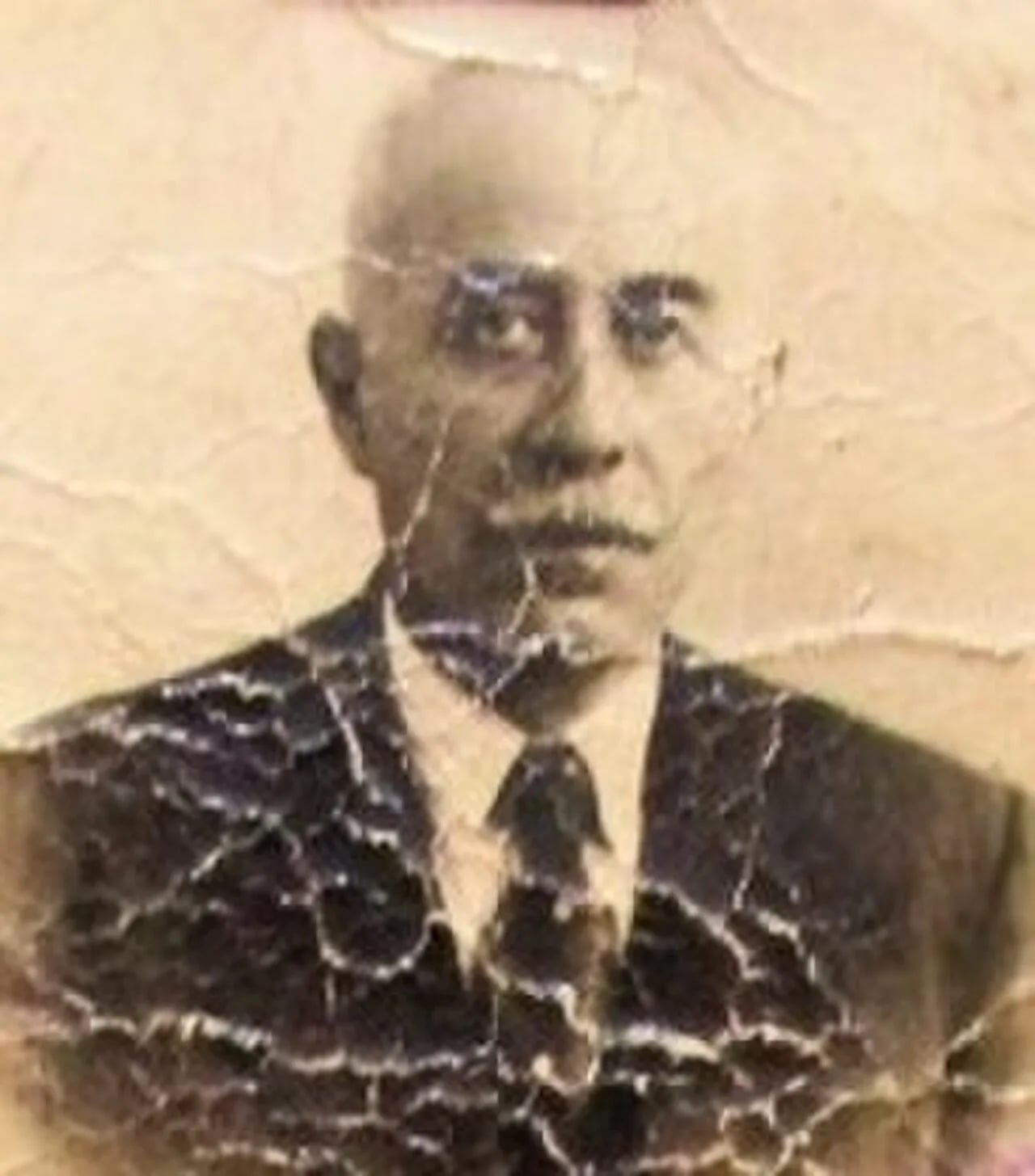 Porträt von Dragan Tapkow (1883–1951) – Gedenkseite