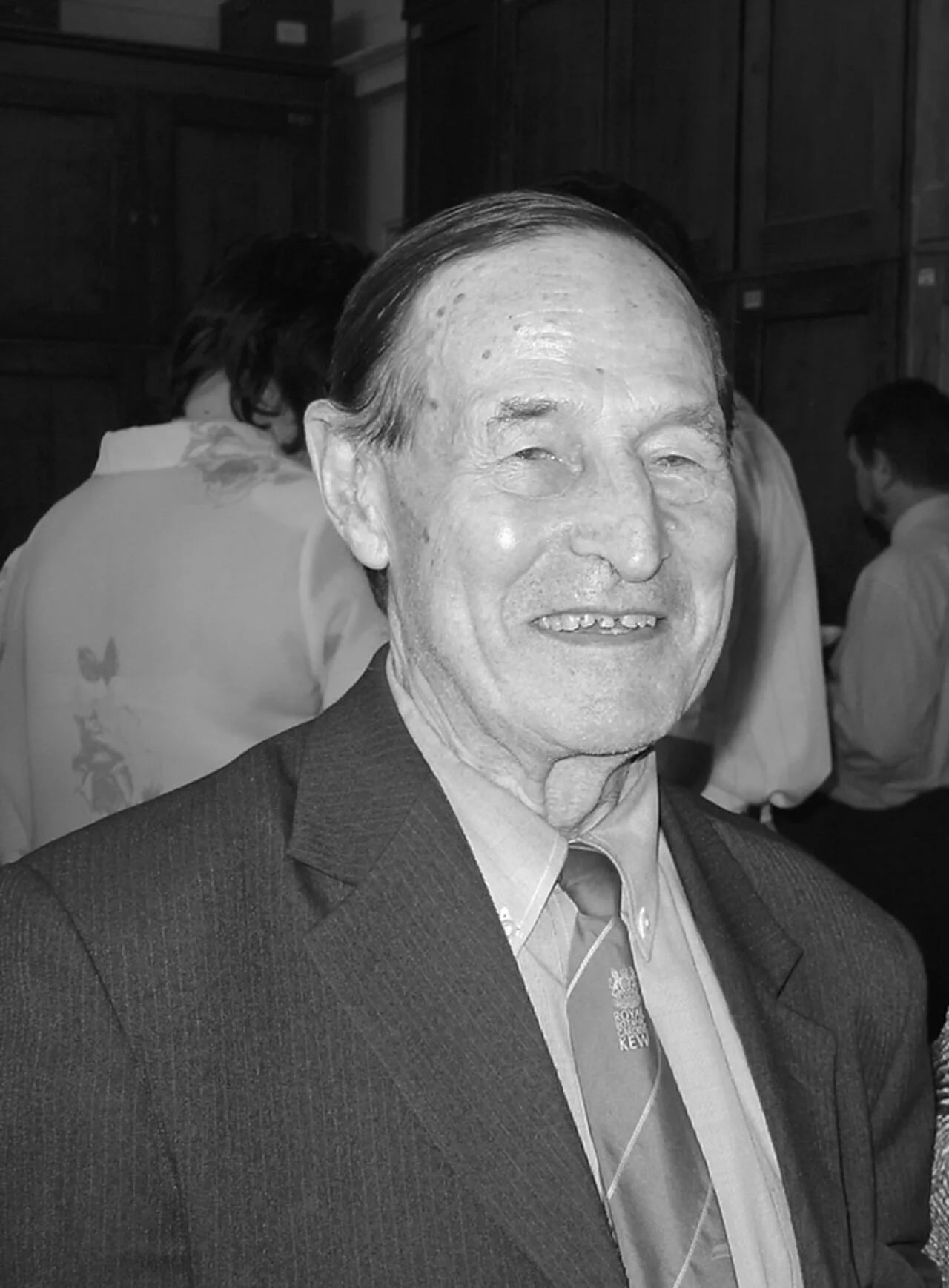 Portrait of Nikolai Zweljow (1925–2015) – memorial page