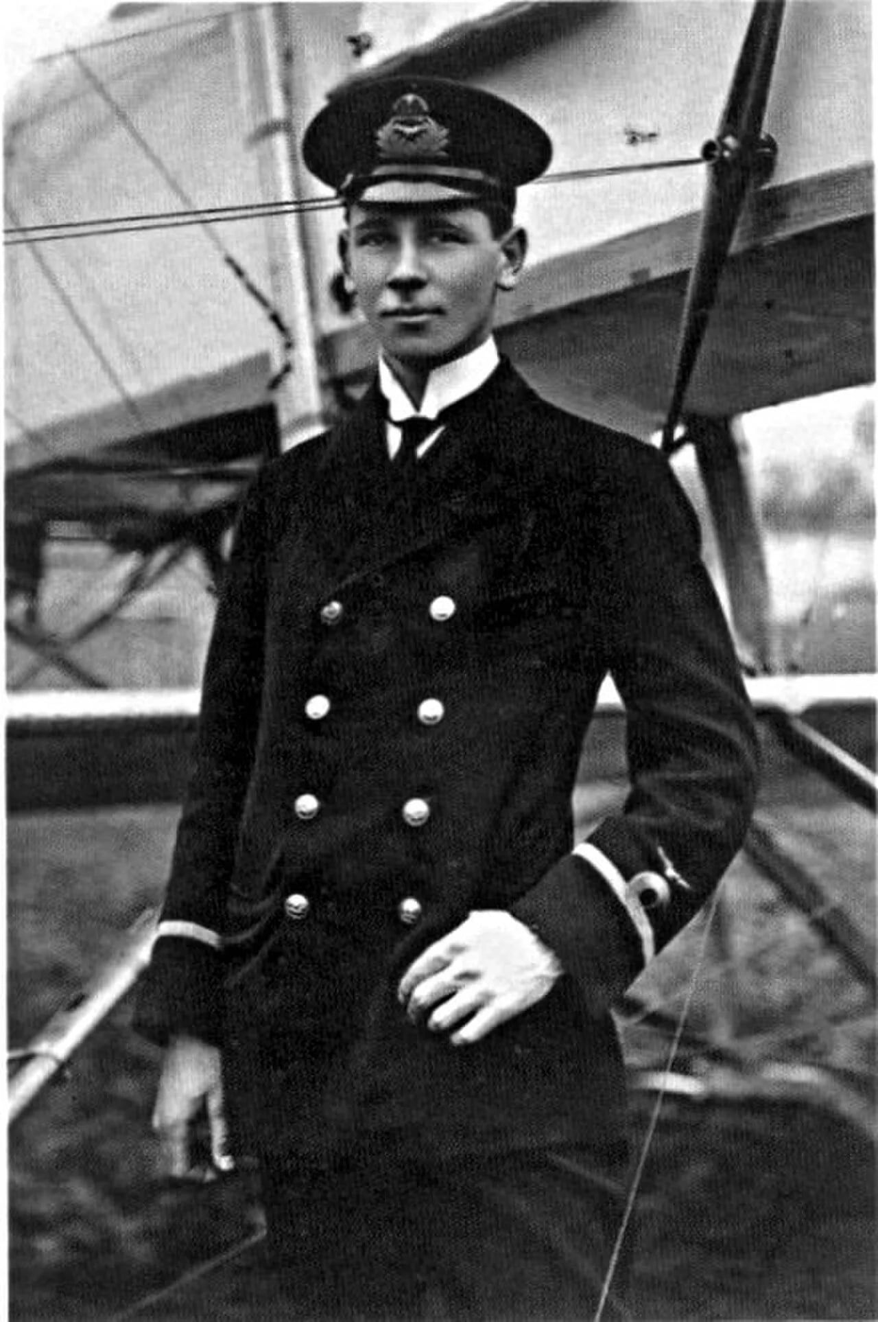 Porträt von Reginald Alexander John Warneford (1891–1915) – Gedenkseite