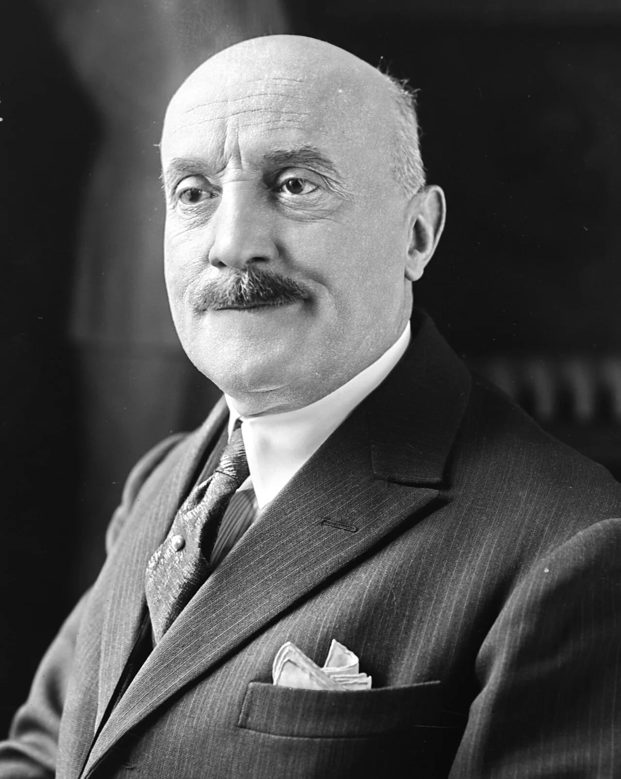 Porträt von Joseph Caillaux (1863–1944) – Gedenkseite
